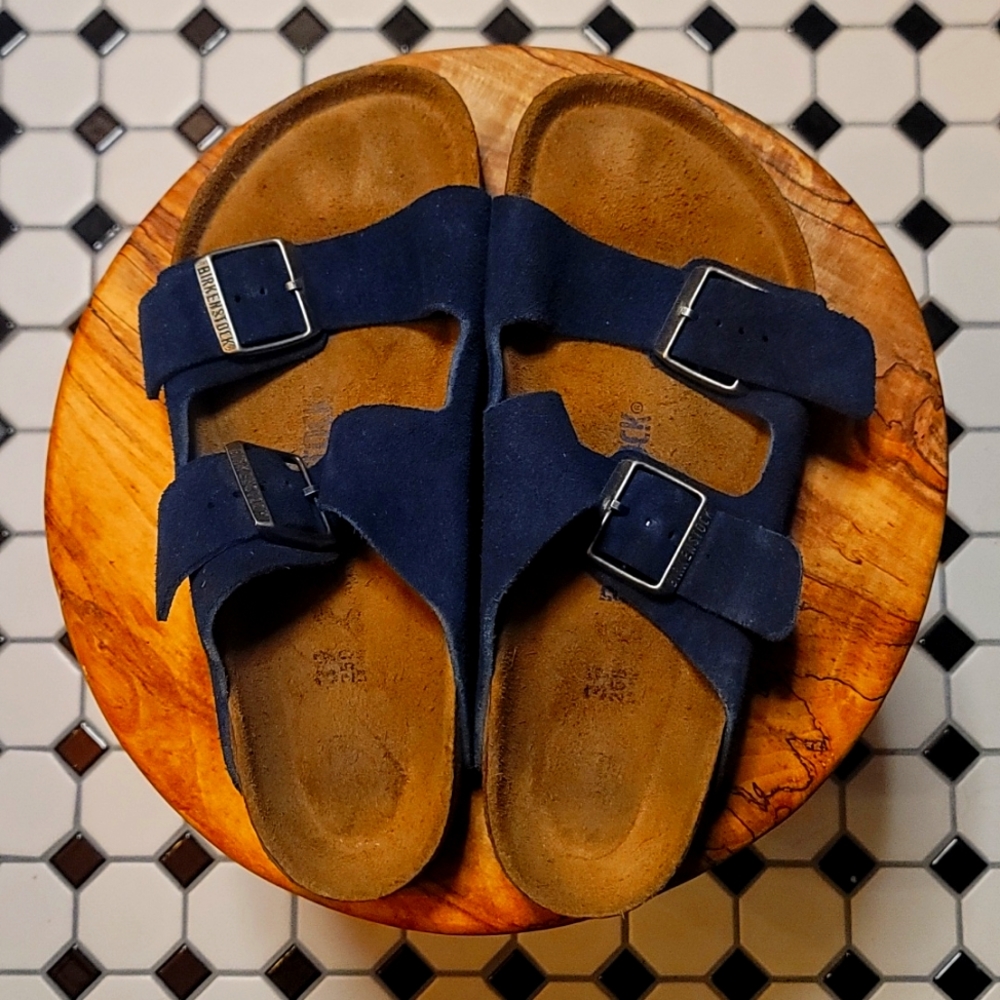 Birkenstock Unisex Arizona Moroccan Blue Suede 39 R EU/8-8.5 Men's US Sandals